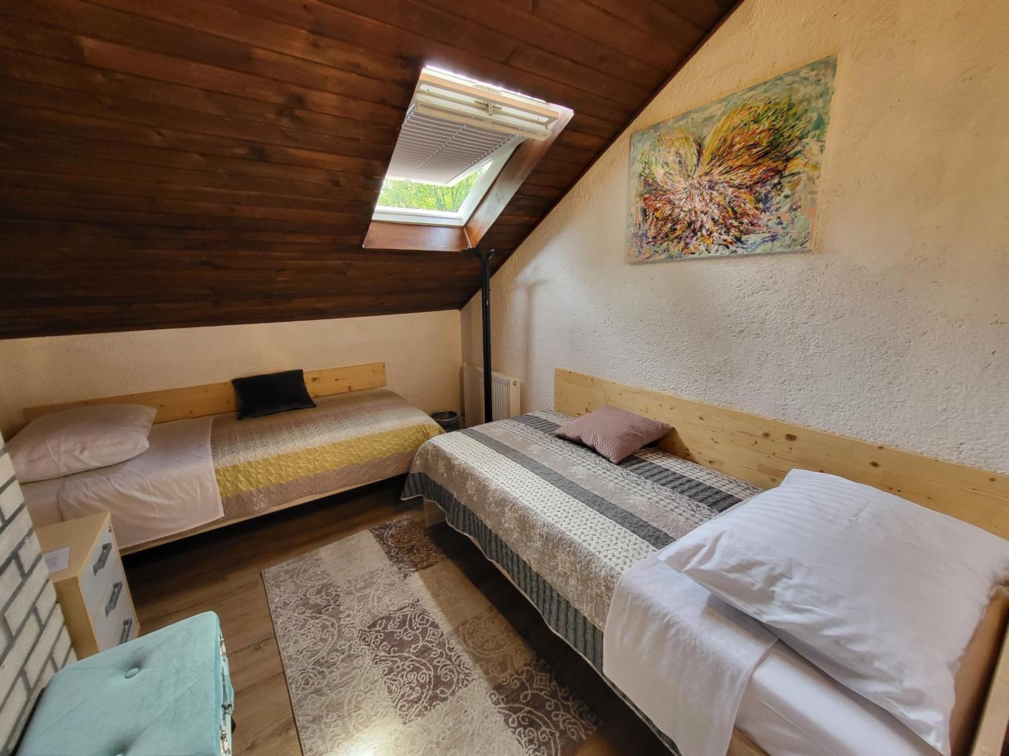 Koca Sredi Gozda Hotell Kanal Eksteriør bilde
